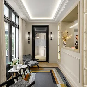 Black Door شقة فندقية