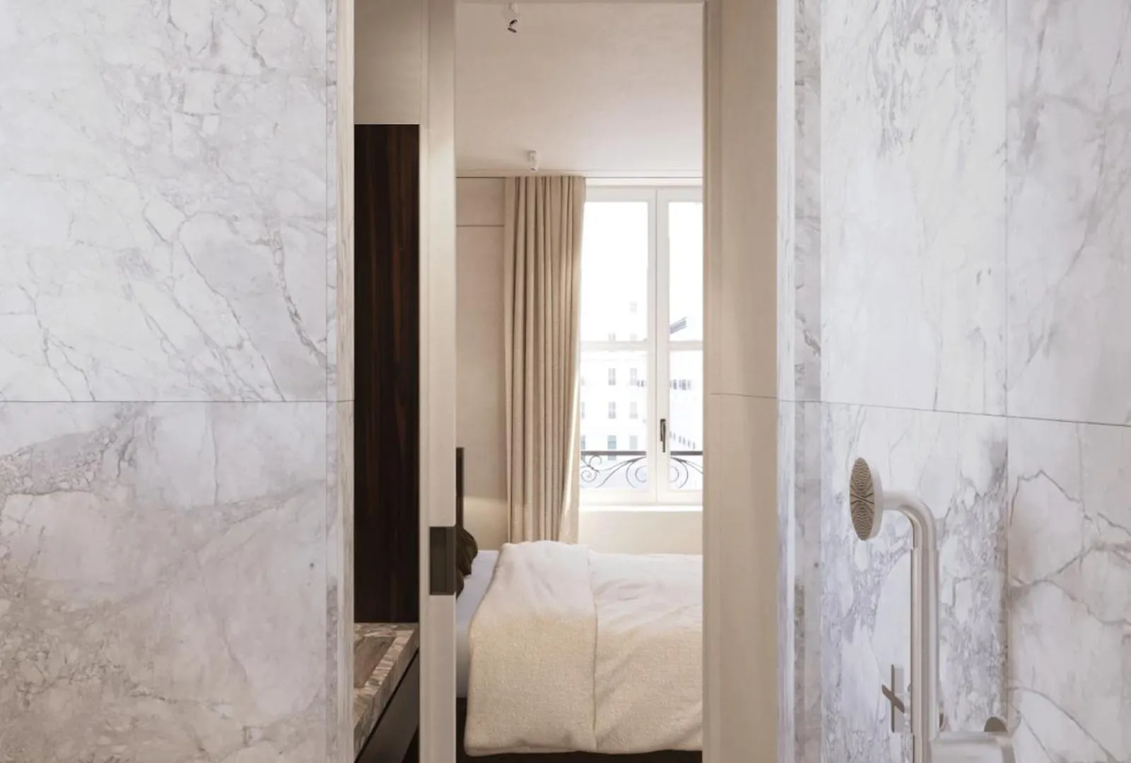 Mondovi Luxury Suites Paris France
